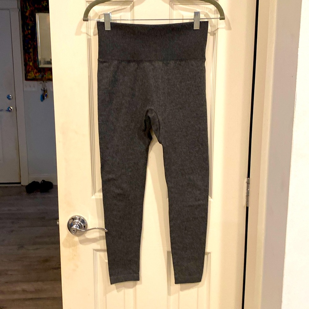 Gray fleece leggings size small ￼